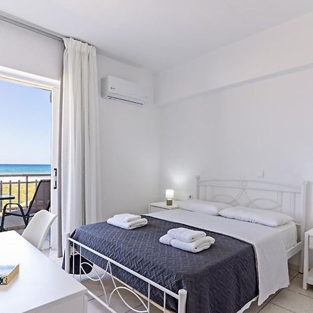 Azure Seaside Apts Magnisía Dış mekan fotoğraf
