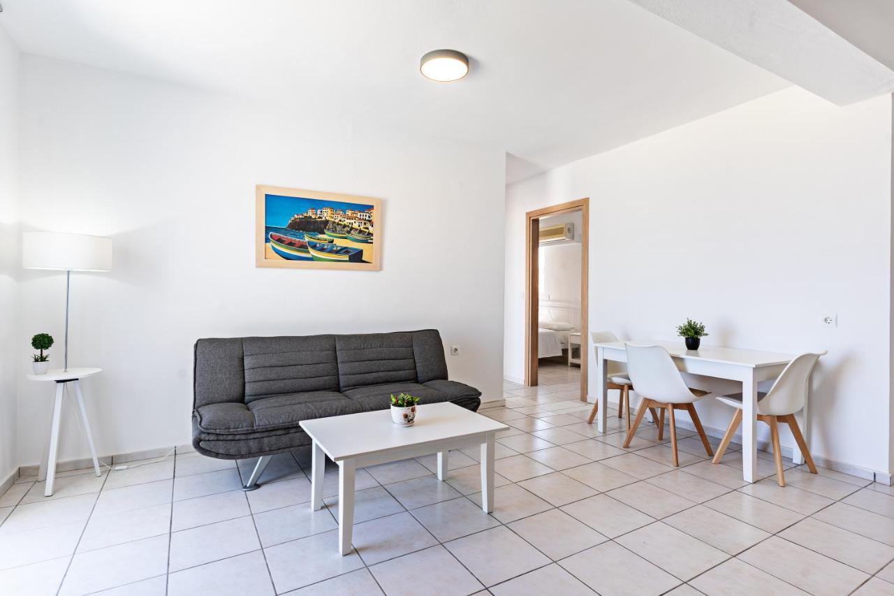 Azure Seaside Apts Magnisía Dış mekan fotoğraf
