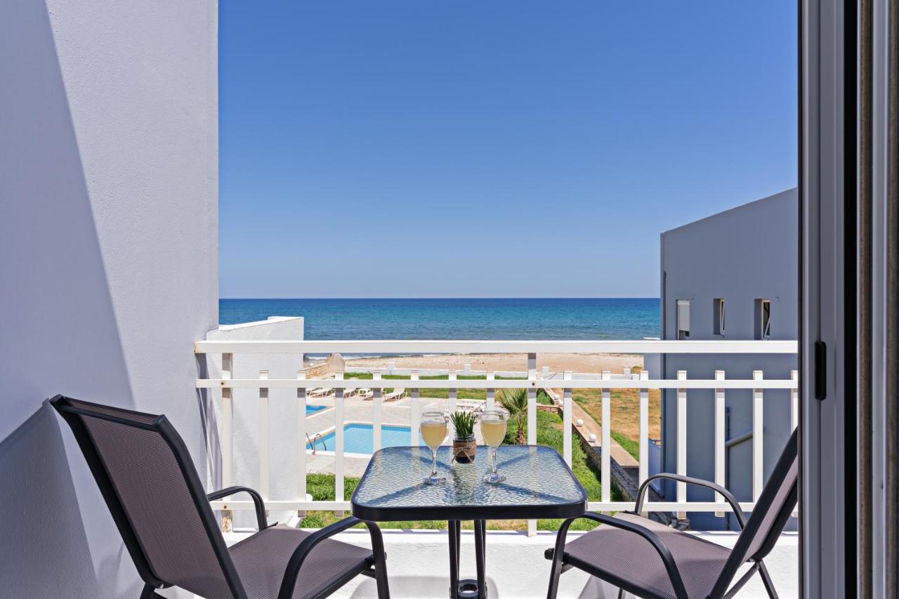 Azure Seaside Apts Magnisía Dış mekan fotoğraf