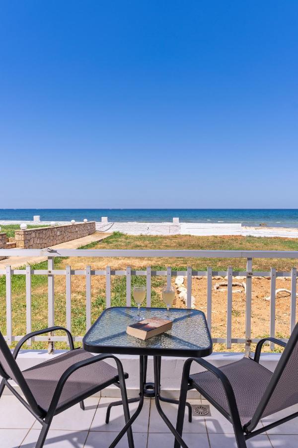 Azure Seaside Apts Magnisía Dış mekan fotoğraf