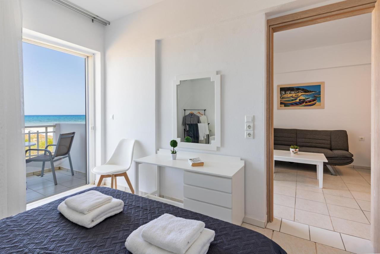 Azure Seaside Apts Magnisía Dış mekan fotoğraf