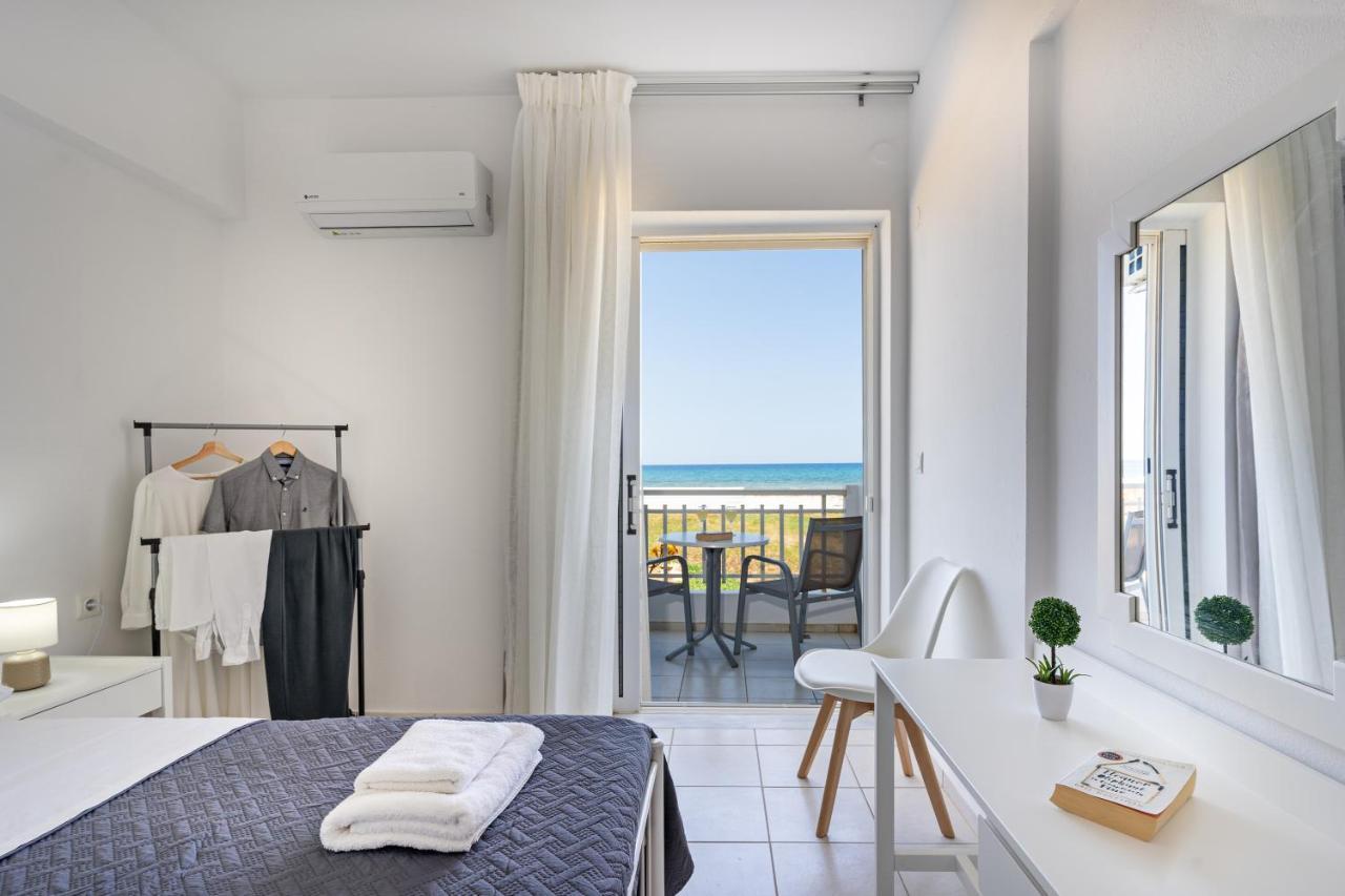 Azure Seaside Apts Magnisía Dış mekan fotoğraf