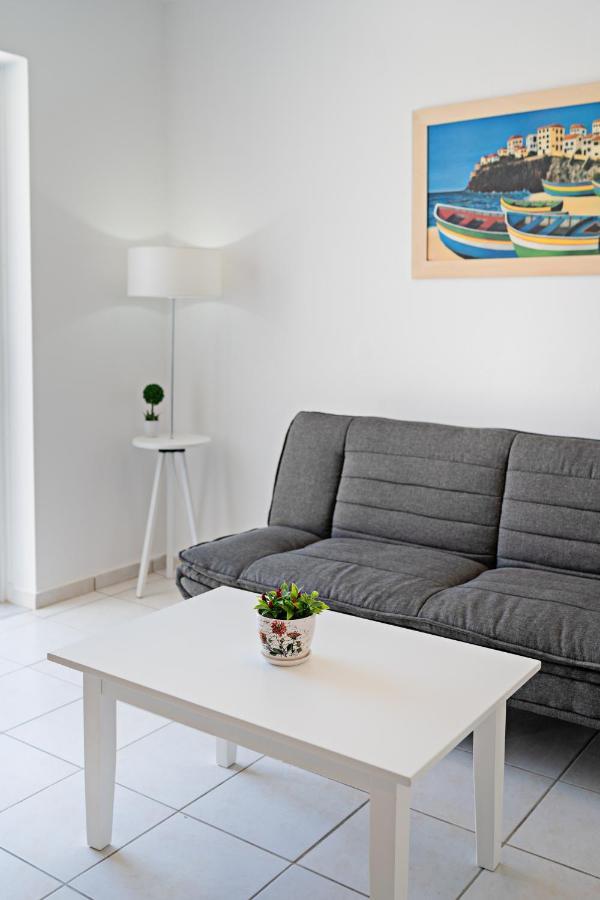 Azure Seaside Apts Magnisía Dış mekan fotoğraf