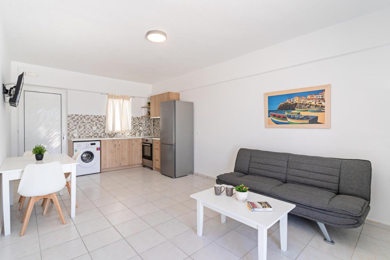 Azure Seaside Apts Magnisía Dış mekan fotoğraf
