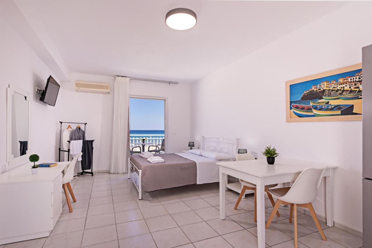 Azure Seaside Apts Magnisía Dış mekan fotoğraf