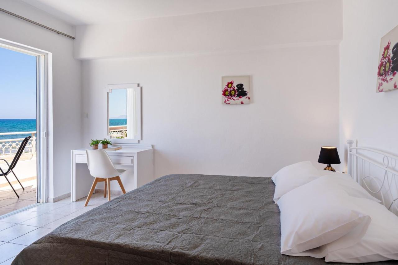 Azure Seaside Apts Magnisía Dış mekan fotoğraf